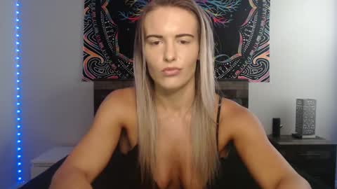 Amber online show from September 22, 1:53 pm