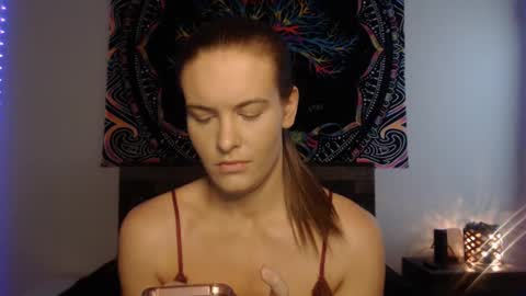 Amber online show from January 3, 2:51 pm