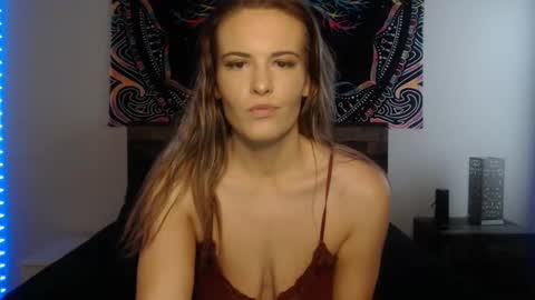 Amber online show from February 3, 3:06 pm