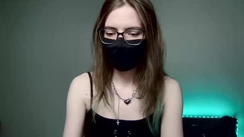 Amber non-nude model online show from November 8, 4:50 am