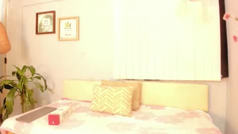 Amber Novoa online show from February 25, 12:26 pm