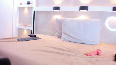  AMBER  online show from January 31, 7:11 pm