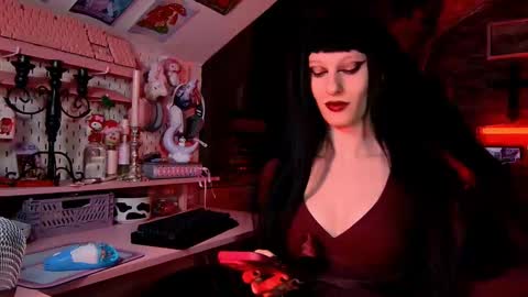 DEMONESS AMBER 666 online show from January 8, 4:49 am