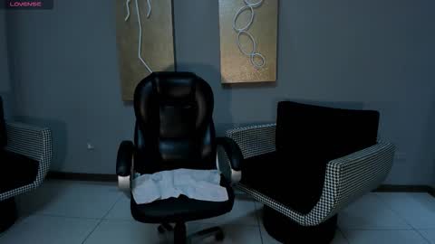  Amber   online show from February 23, 7:13 pm