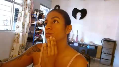 amelia  online show from January 11, 3:17 pm