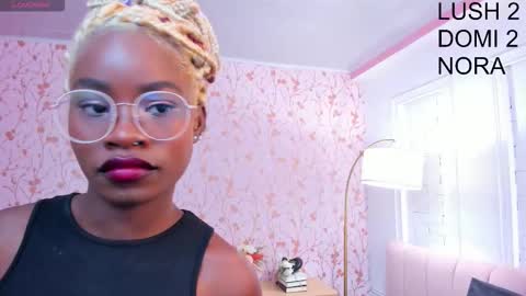 Amelia Adams online show from September 20, 7:01 pm