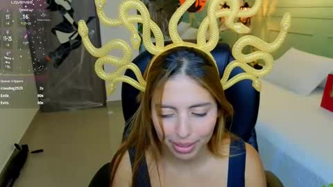 AMELIA online show from October 10, 8:58 pm