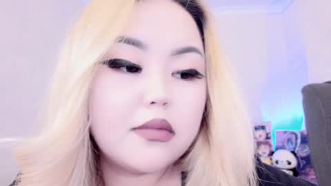 Amelia online show from February 3, 12:04 am