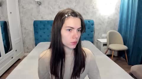 Amelie online show from November 21, 10:50 am