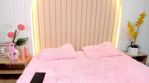 Amelia online show from January 7, 11:03 pm