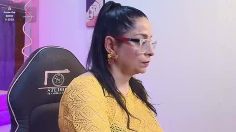 AMELY online show from October 15, 5:37 pm