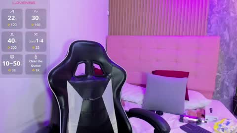 Amiee online show from June 14, 2:24 am