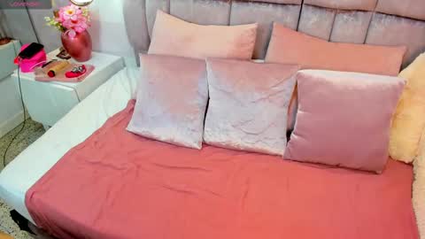 Amina online show from September 13, 10:23 am