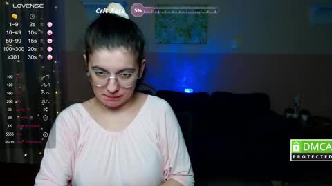 Amina online show from October 4, 11:27 am