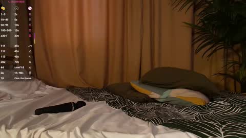 Camilla online show from February 3, 2:53 am