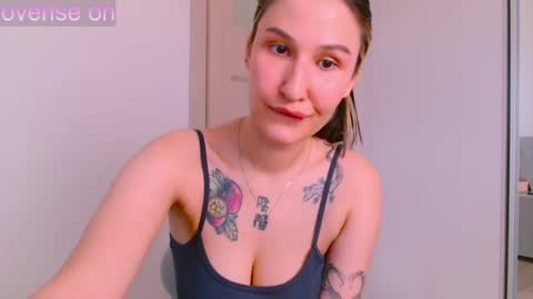 Camilla online show from June 10, 12:21 am