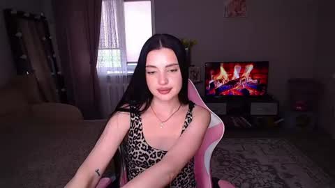 amiranoor online show from July 7, 9:46 am
