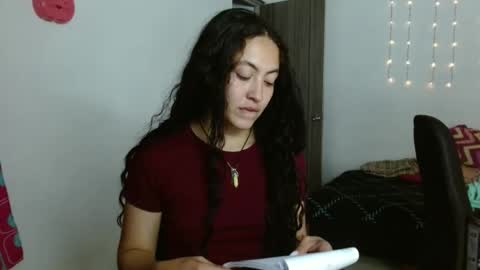 amitlu_ online show from September 13, 10:40 pm