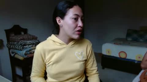 amitlu_ online show from January 4, 10:13 pm