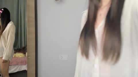 Ami online show from February 22, 3:57 pm