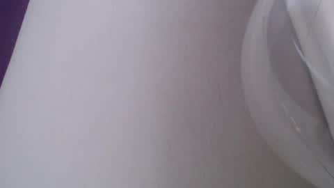 miss unforgettable online show from February 14, 7:28 am