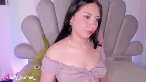 Amy online show from November 27, 10:12 pm