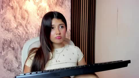 Amy online show from March 27, 9:37 pm