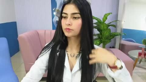 Amy online show from April 15, 7:14 pm