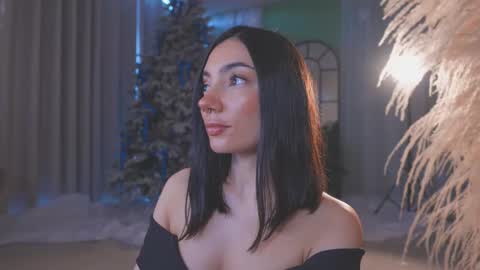 Amy Armstrong online show from December 22, 9:07 pm