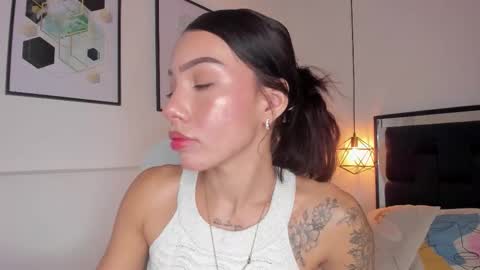 Amy online show from November 18, 2:51 pm