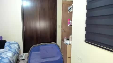 amy online show from December 19, 7:06 pm