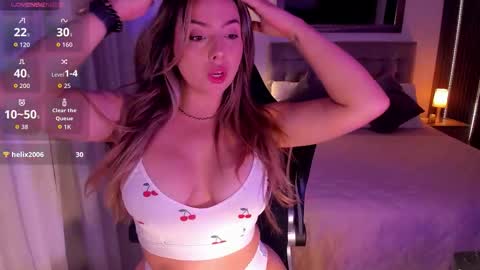    online show from September 17, 8:40 pm