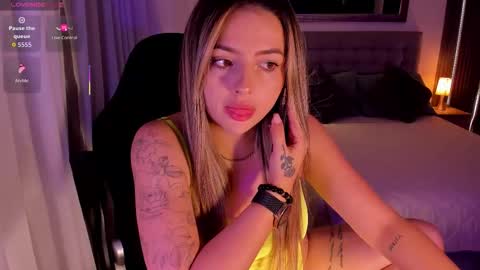    online show from October 15, 8:55 pm