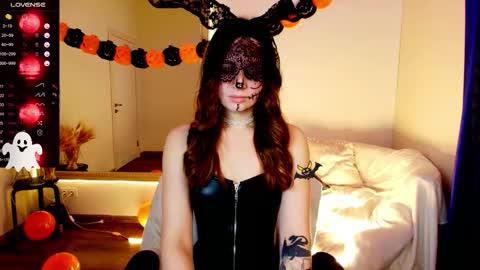 Angie online show from November 1, 2:59 am