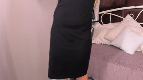 Ana online show from October 27, 3:18 pm