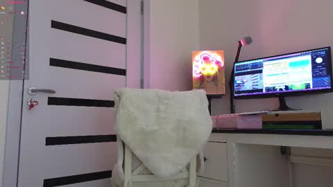 Annie  online show from February 10, 2:26 pm