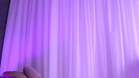 Anais online show from March 28, 8:36 am