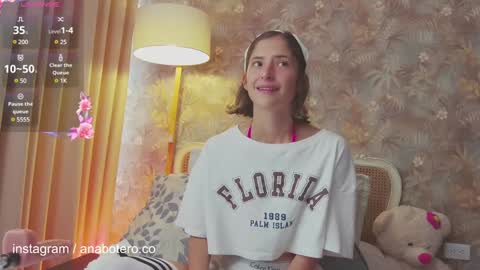 Ana Mara Botero online show from January 13, 8:04 pm