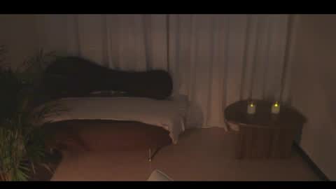 Ann online show from April 20, 6:33 pm