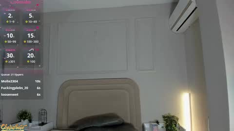 anamonroee online show from September 15, 3:31 pm