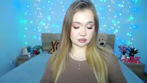 anastacyyellig online show from January 30, 8:32 am