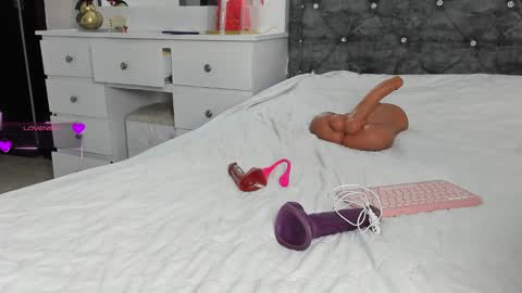  ANASTASIA DANGER  online show from January 9, 12:30 pm