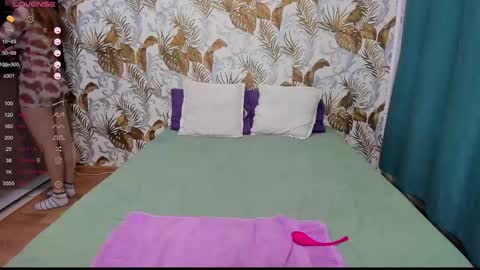 anna online show from March 8, 2:04 am