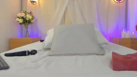 Ana online show from February 28, 11:26 pm