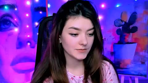 Ana online show from December 18, 4:01 pm