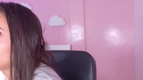 Kendra  online show from October 16, 10:29 am