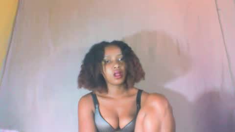 andre415913 online show from March 2, 5:19 am