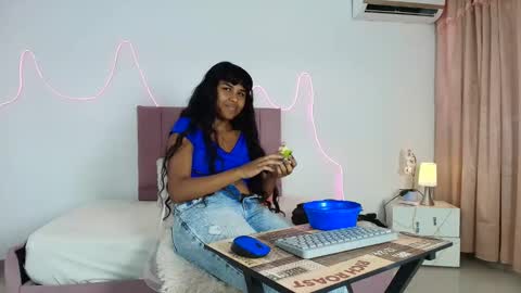 andre_lezcano online show from February 12, 7:59 pm