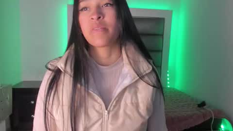 andrea_brunette_ online show from October 13, 1:14 pm