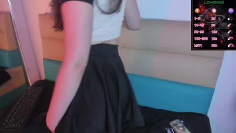   online show from December 16, 7:32 pm